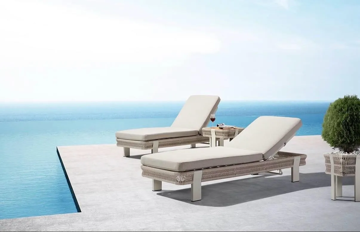 BORROMEO outdoor sunbed