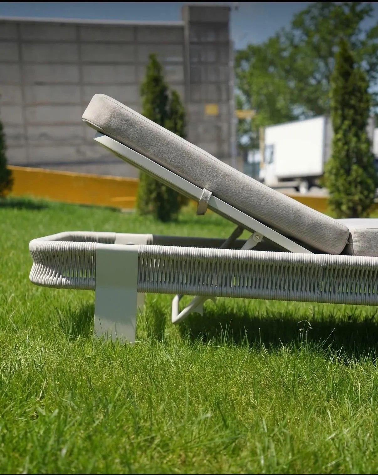 BORROMEO outdoor sunbed - Image 2