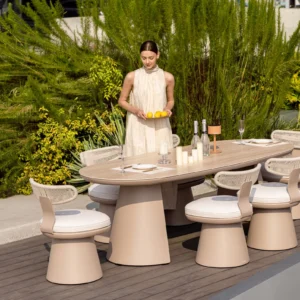 CALLA outdoor dinning table