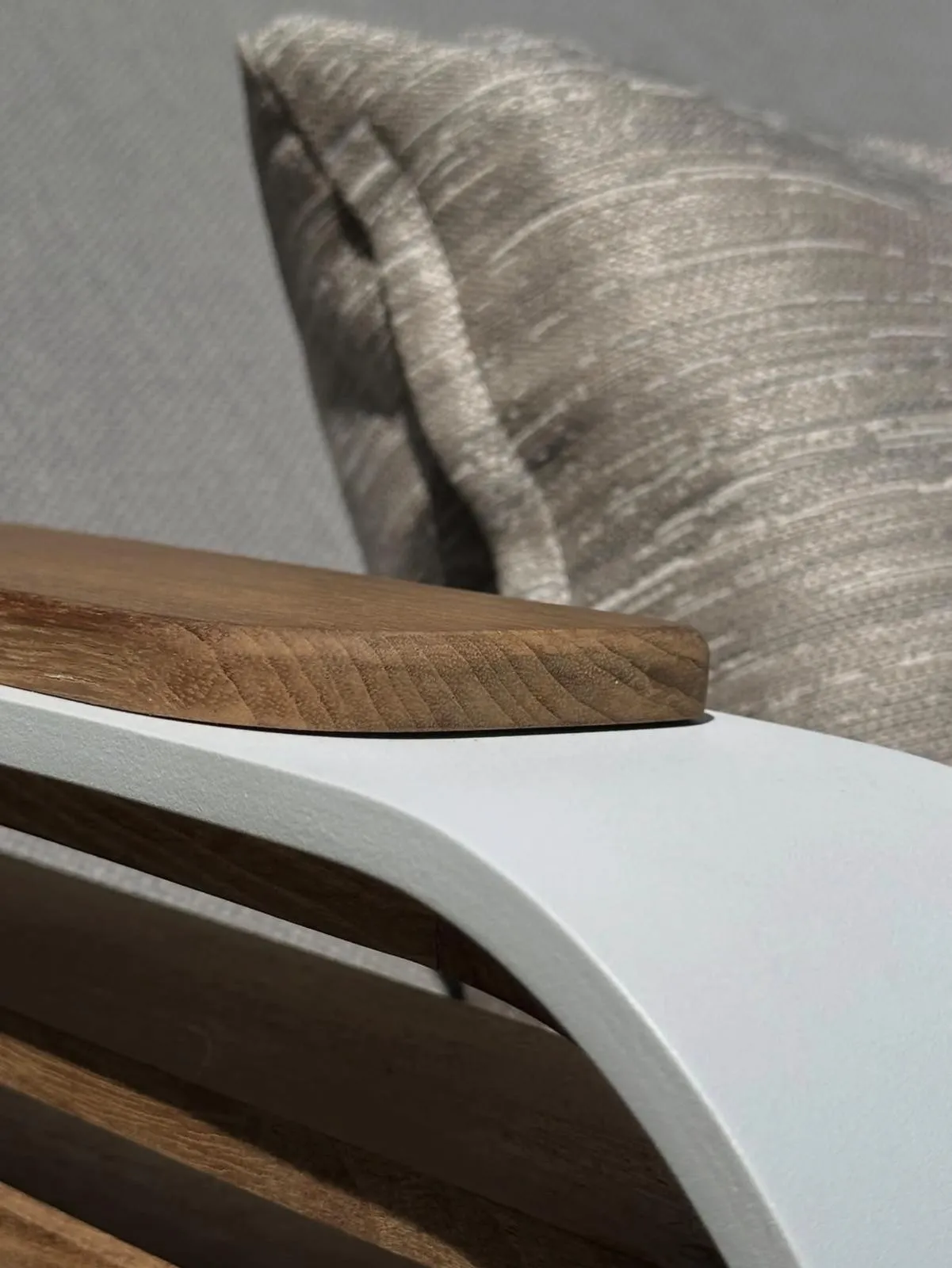 WING outdoor sunbed - Image 7